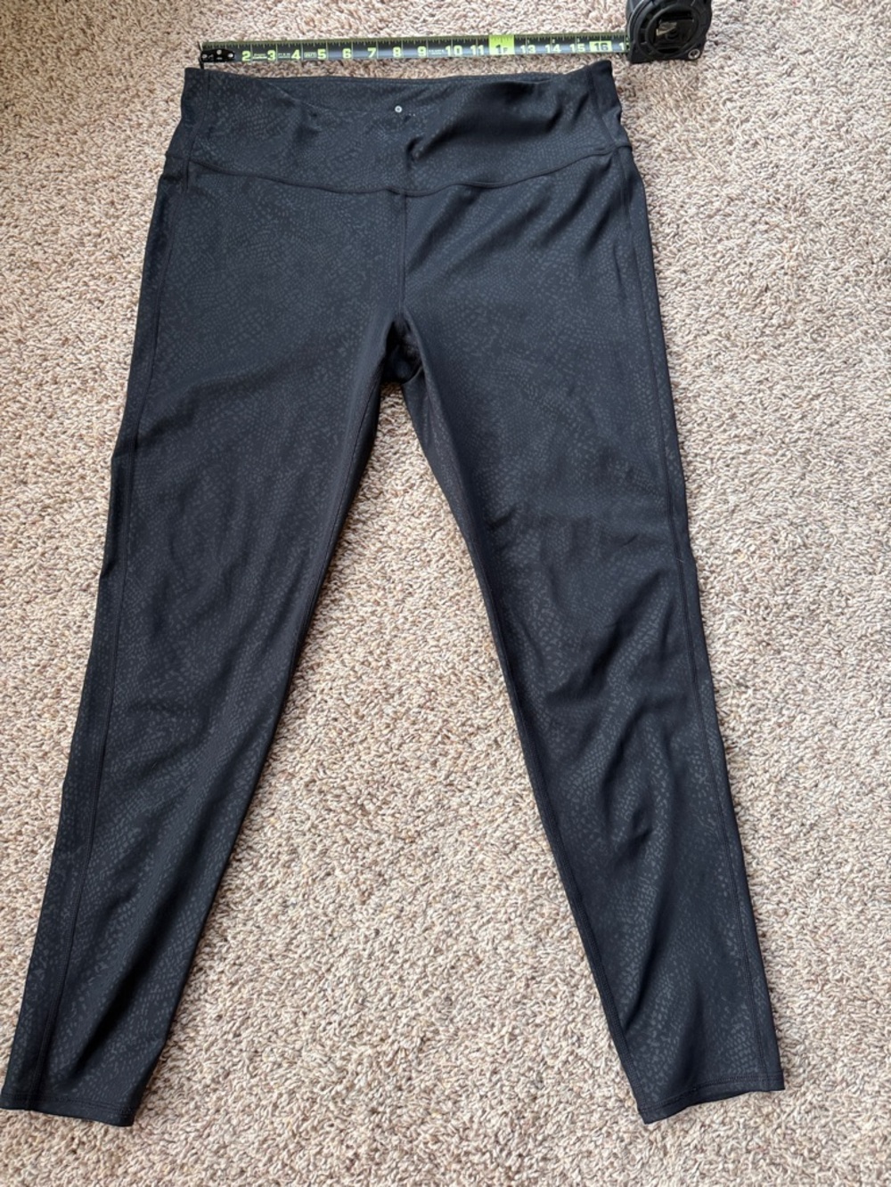 Athleta High Rise Serpent Chaturanga Tight Leggings Black Snake Print XL